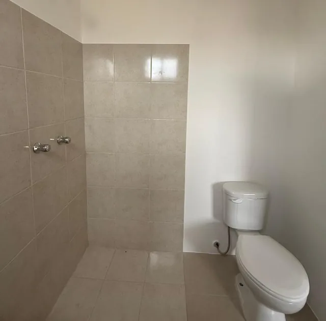Casa en Venta Urbanizacion Paseo del Sol Via Chongon (Seaz), Guayas — imagen 4