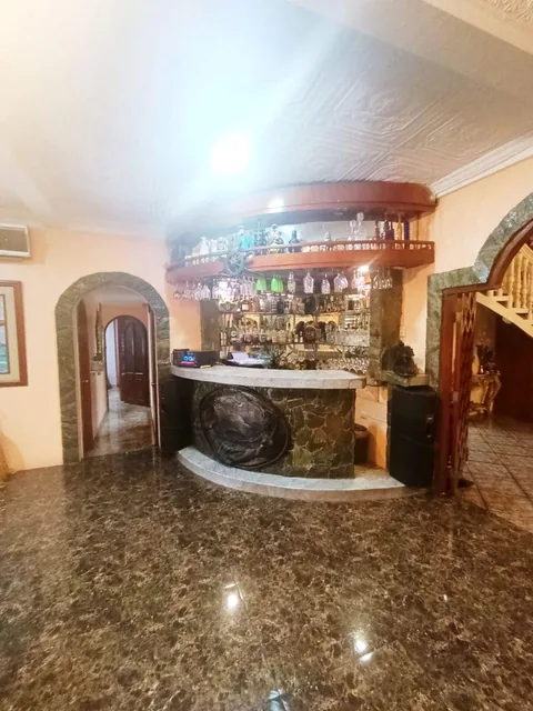 Vendo Casa Esquinera de Una Planta y Media en La Alborada XI Etapa, Guayas — imagen 5