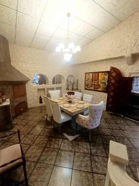 Vendo Casa Esquinera de Una Planta y Media en La Alborada XI Etapa, Guayas — imagen 3