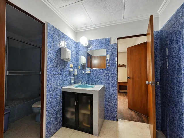 Casa Esquinera en Venta Barrio Orellana - I. Alarcón, Guayas — imagen 4