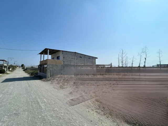 Terreno de 200 m² en Venta en Centro de Playas, Guayas — imagen 4