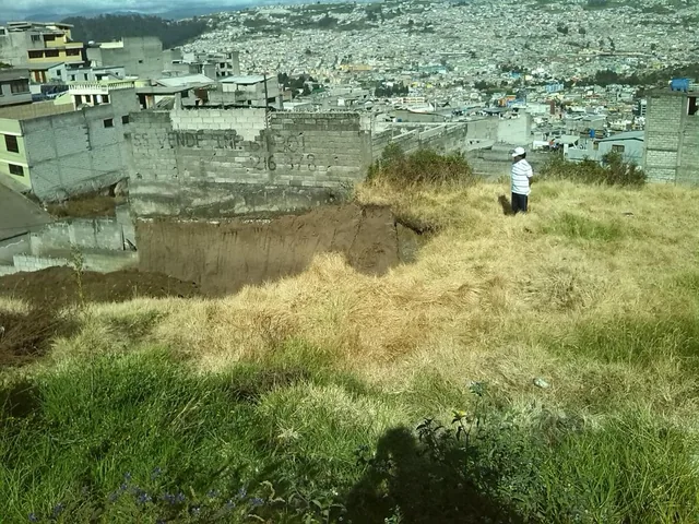 Innovocasa Vende Terreno La Magdalena Alta, Sur de Quito — imagen 3