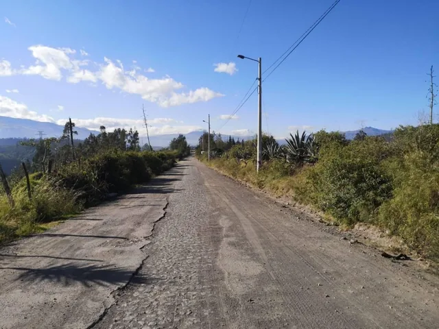 Vendo - Terreno - Tumbaco Sector La Cantarilla — imagen 2