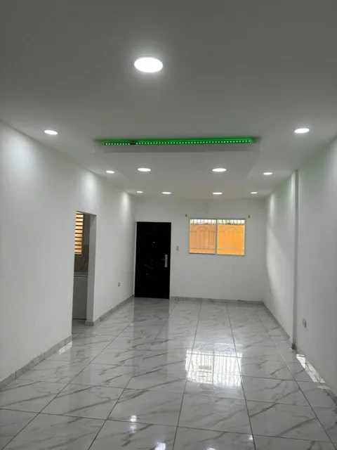 Casa en Venta Remodelada en Las Orquideas | Norte - Guayaquil | con Bases de Ampliacion (Rg), Guayas — imagen 5