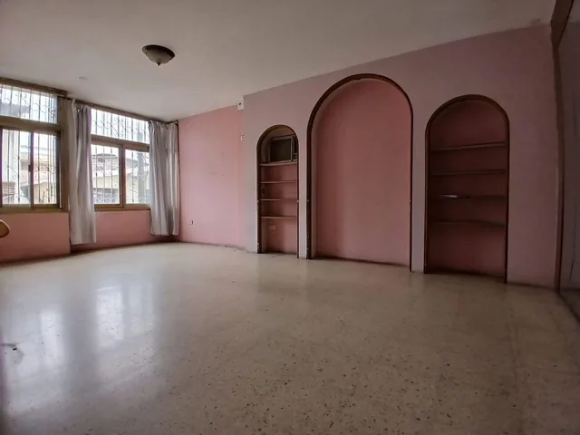 Venta Casa en Kenedy con Uso de Suelo Comercial L. Bermeo, Guayas — imagen 5