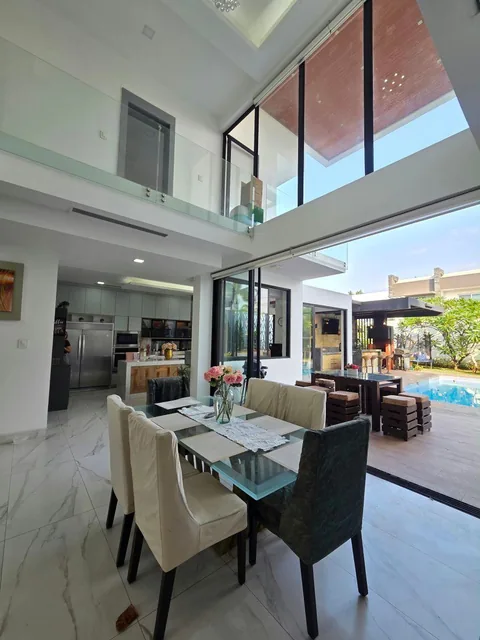 7584. Urb. Isla del Río - Mocoli, Vendo Casa 5 Dorm. $950.000. Guayas — imagen 2