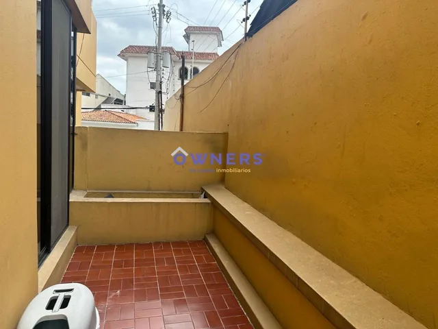 Venta Suite Tipo Loft con Parqueo Lomas de Urdesa (Jlr), Guayas — imagen 2