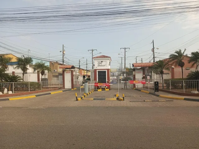Venta de Casa Urbanizacion San Gabriel - Duran, Guayas — imagen 2