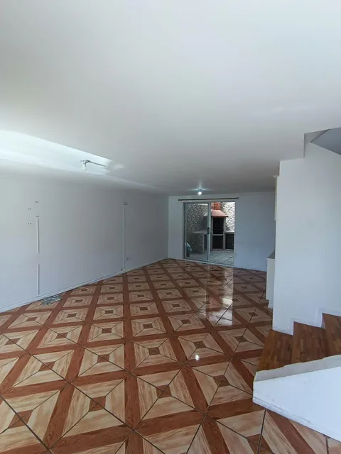 Remate en Jardines de Carcelén Casa 3 Dorm., 150 m², $79000 — imagen 5