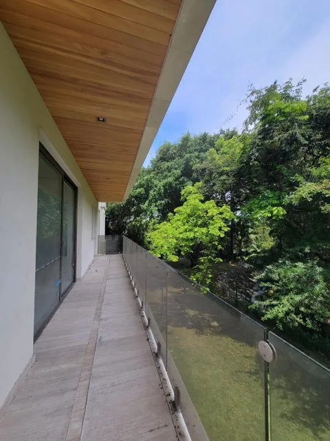 En Venta Departamento de Lujo en Sotonovo Samborondón Vista Al Río 341 m², Guayas — imagen 4