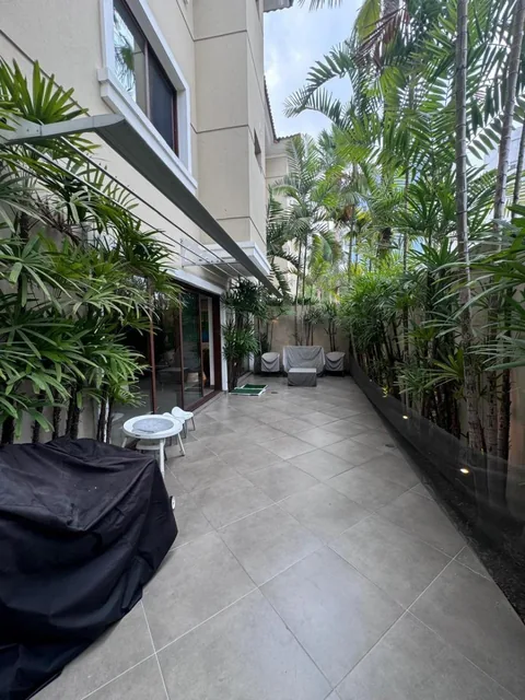 Vendo. Via Samborondon. Primeros Kilóm. Lindo Departamento. Planta Baja. Guayas — imagen 3