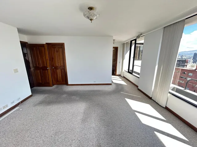 Venta Gonzalez Suarez Departamento Tres Dorm. Vista 360 Grados — imagen 2