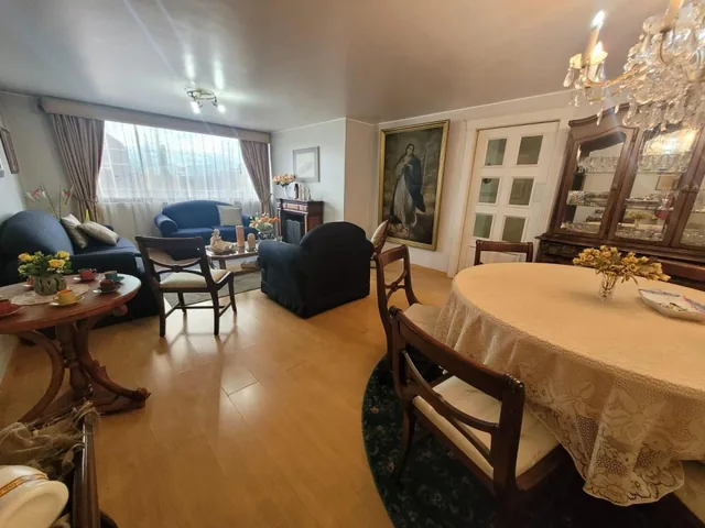 Venta Departamento 12 de Octubre y Coruña, Area 159 m, Vista, 1 Parqueadero — imagen 2