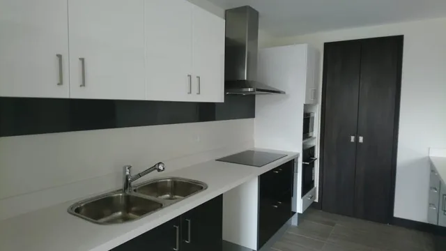 Bonito Departamento 3 Dorm. en La González Suárez — imagen 4