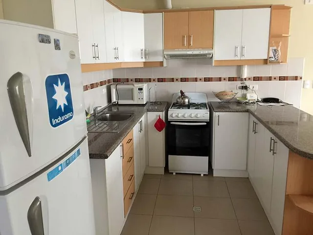 Departamento de un Dormitorio en Venta en Edificio Nautilus, Manta, Manabí — imagen 4