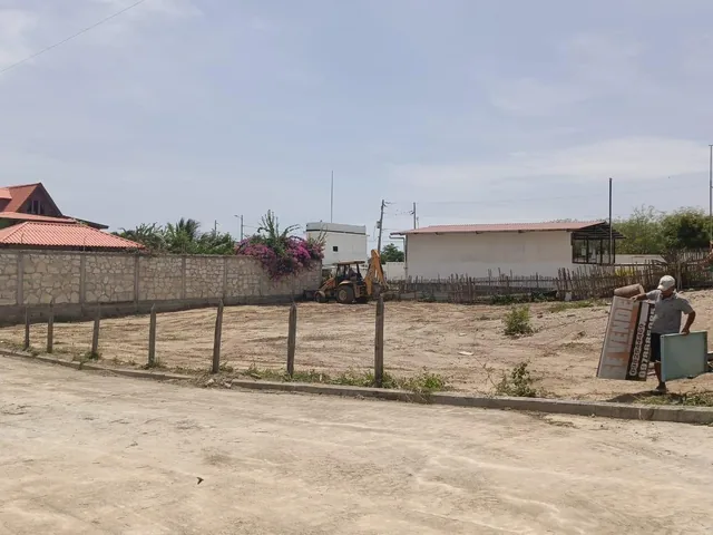 Terreno Independiente a Pasos del Mar en Santa Marianita, Manta, Manabí — imagen 2