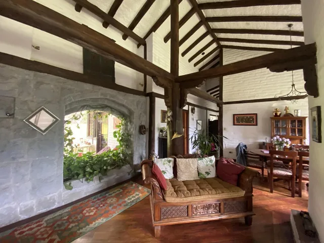 Espectacular Terreno con Casa Ubicado Dentro de Urbanización en La Viña Alta — imagen 4