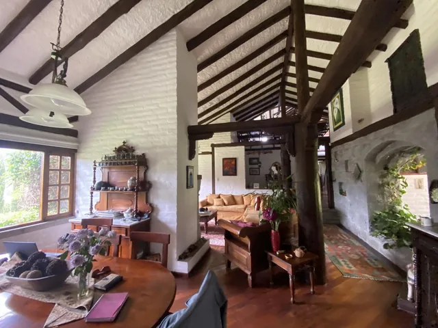 Espectacular Terreno con Casa Ubicado Dentro de Urbanización en La Viña Alta — imagen 2