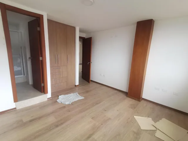Vendo Departamento en El 2do Piso de 126 m² (La Josefina Carcelen) — imagen 2