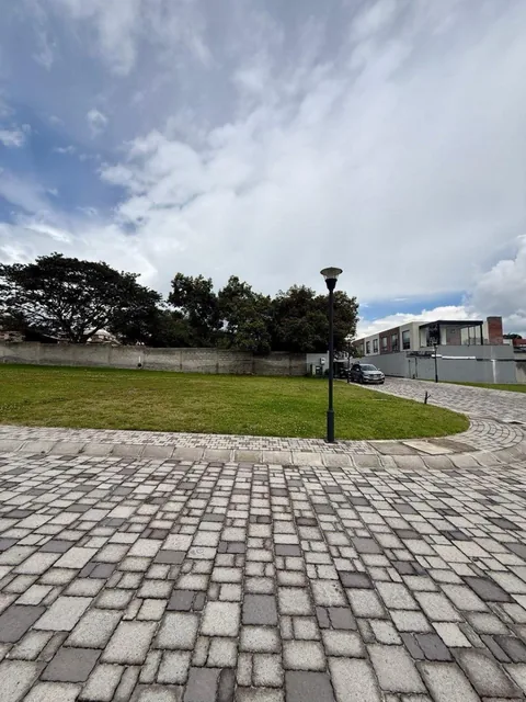 Terreno en Venta - Puembo - 410 m² — imagen 2
