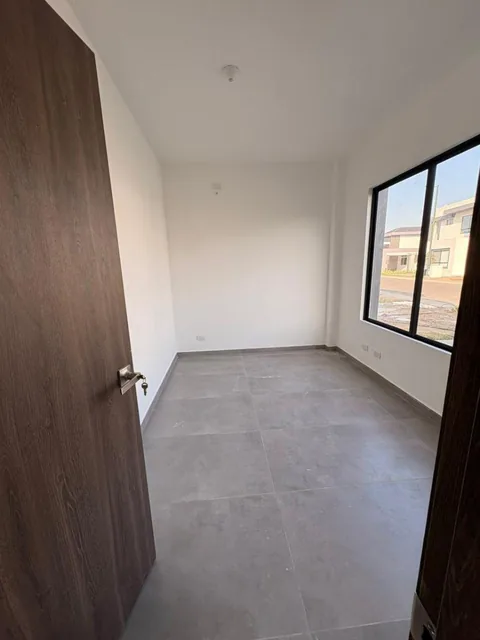 Se Vende Casa de Estreno en Ciudad Celeste Diseño Moderno, Guayas — imagen 2