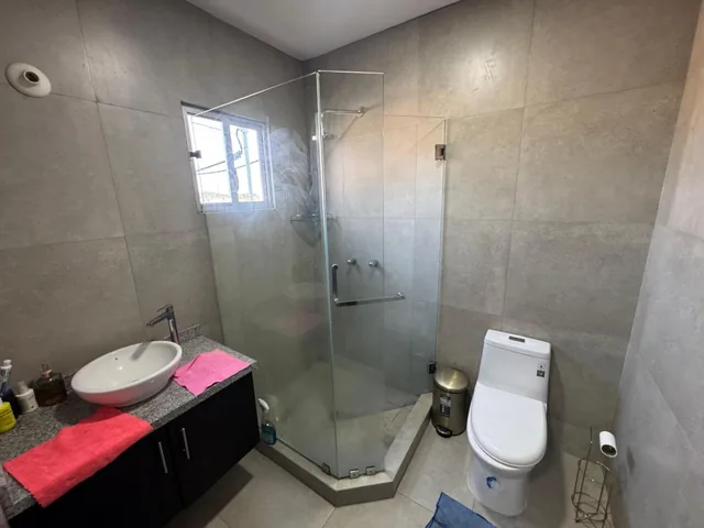 En Venta Casa de 3 Dorm. en Urb. Oporto en Vía La Costa. Guayas — imagen 3