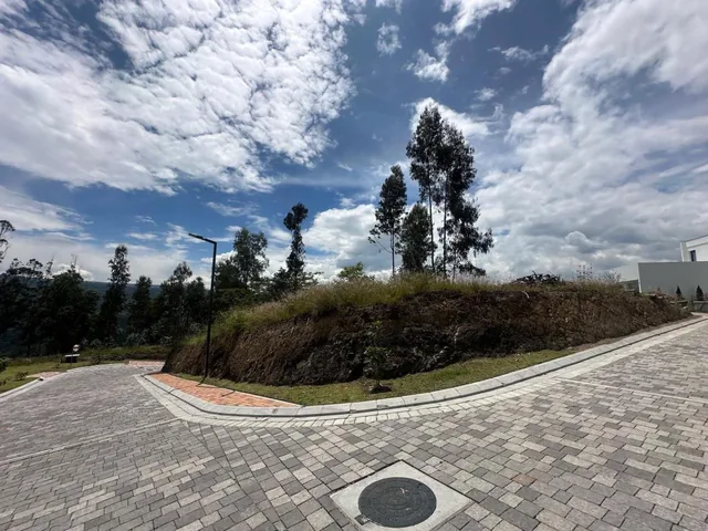 Terreno de Venta, Dentro de Urbanización Pillagua. Provincia de Pichincha — imagen 4