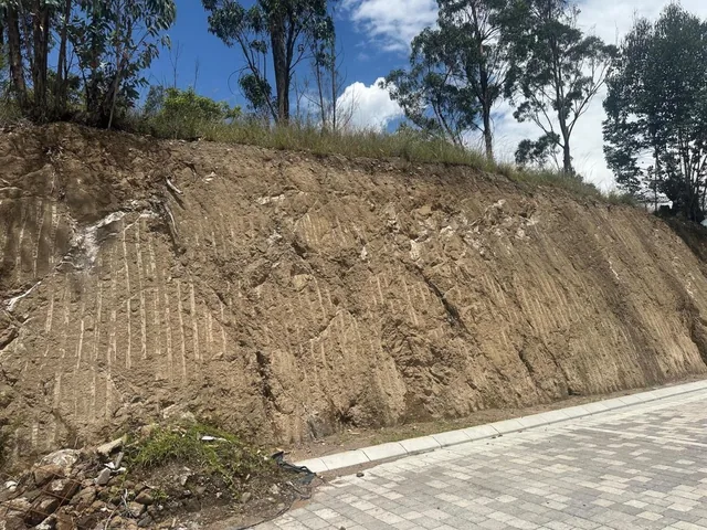 Terreno de Venta, Dentro de Urbanización Pillagua. Provincia de Pichincha — imagen 3