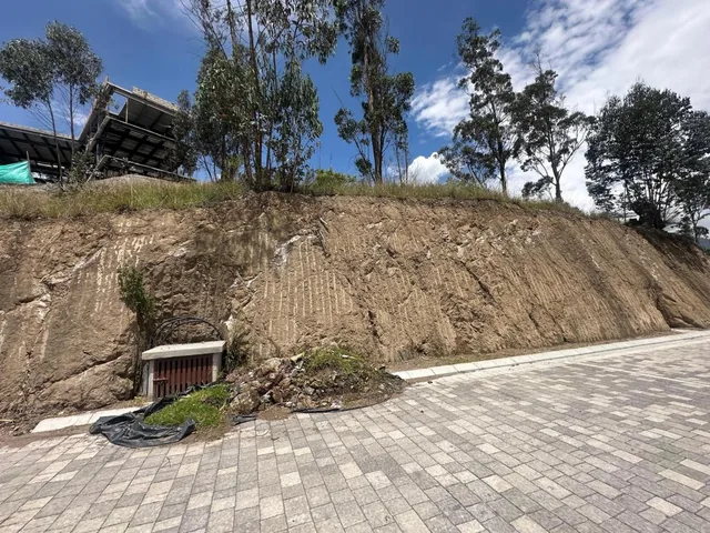 Terreno de Venta, Dentro de Urbanización Pillagua. Provincia de Pichincha — imagen 2