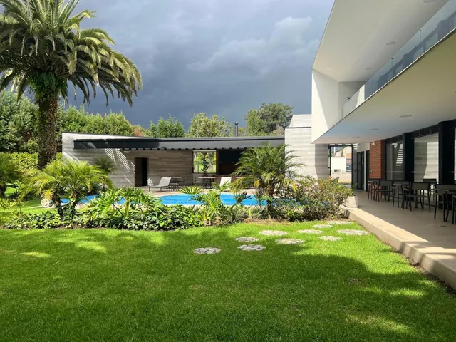 Precioso Terreno Venta Cumbaya — imagen 4