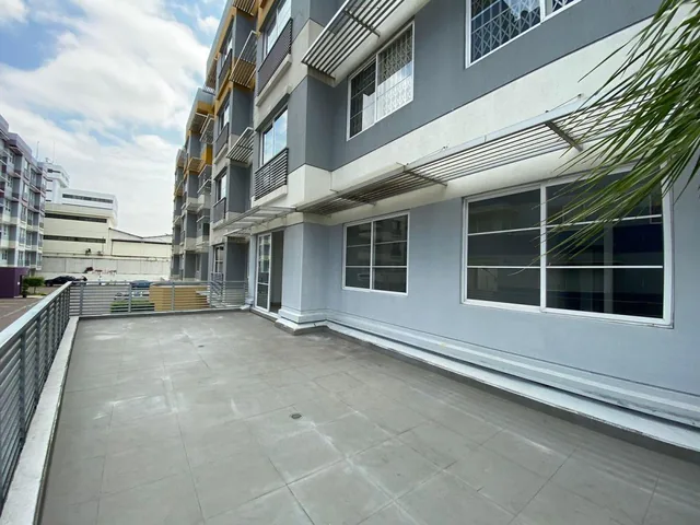 Venta de Departamento con Terraza, Conjunto Privado Kennedy Norte, Guayas — imagen 5
