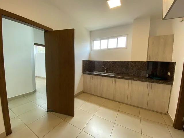 Venta de Departamento con Terraza, Conjunto Privado Kennedy Norte, Guayas — imagen 4