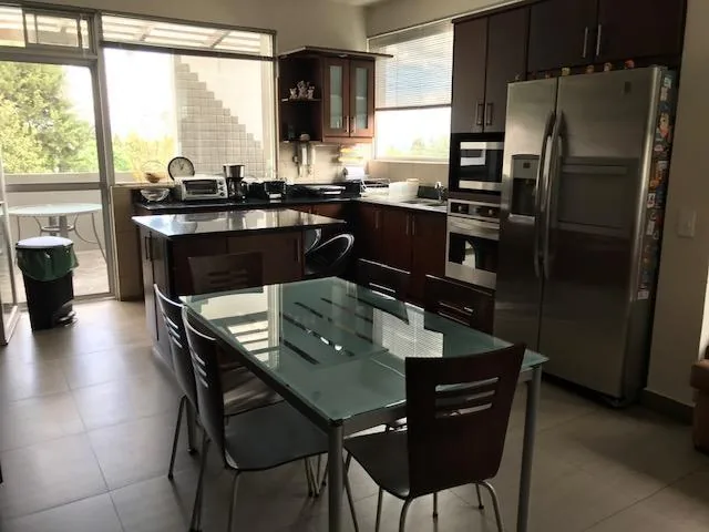 Vendo Hermoso Dep Duplex en Cumbaya 382 m² Mas 12 m² de Terraza $450.000,00 — imagen 2