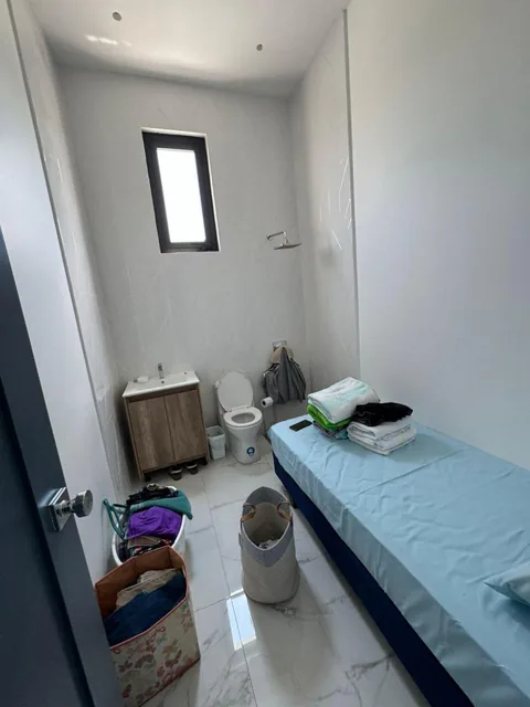 Aires de Batan Villa Nueva688 m Terreno Const 701 m 5 Dorm, Guayas — imagen 4