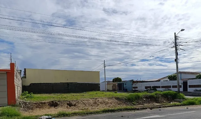 En Venta Terreno Esquinero – Cerca de La Playa - I. Alarcón — imagen 3