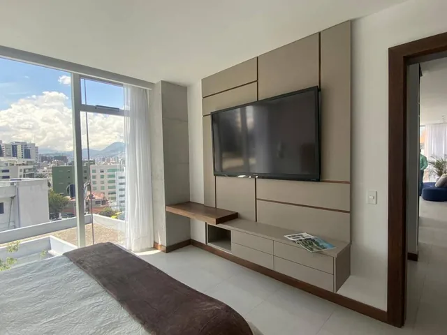 Penthouse de Lujo en La González Súarez — imagen 2