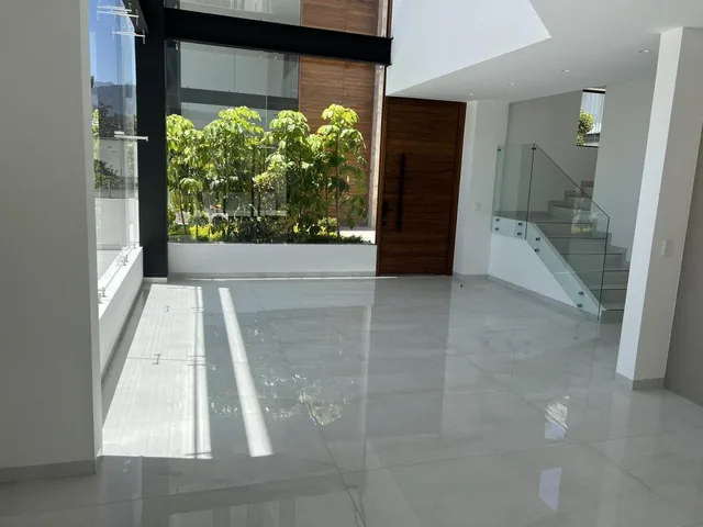 Casa en Tumbaco Casa de Venta en Conjunto Sector Club El Nacional — imagen 5