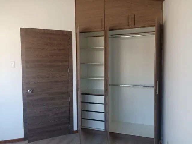 Vendo Casa en Conjunto Dormitorio en Planta Baja Sector Puembo — imagen 2