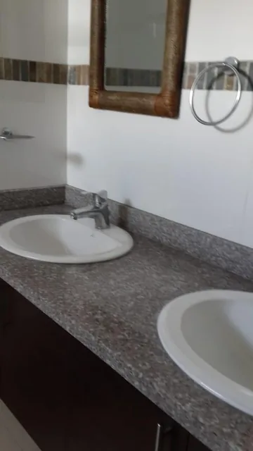 Lindo Departamento Amoblado de Venta o Renta. Provincia de Pichincha — imagen 2