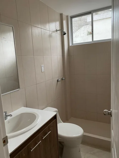 Venta de Departamento 75 m² en Chillogallo — imagen 2