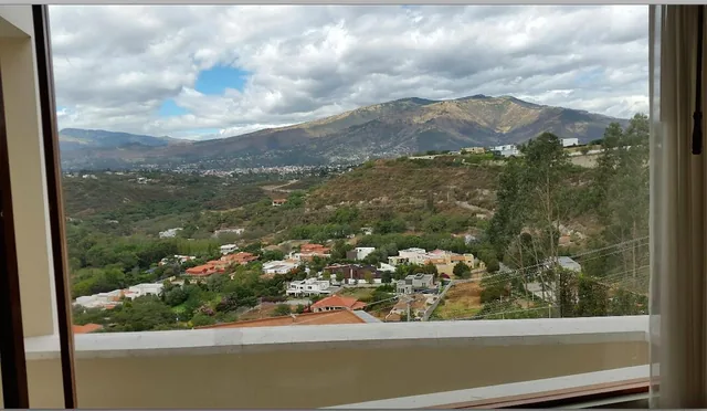 Cumbaya Hermasa Casa de Venta en Urb. Exclusiva. Hermosa Vista — imagen 3