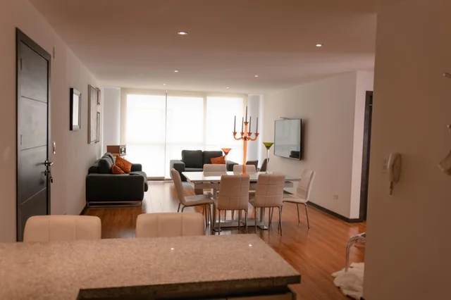 Vendo de Oportunidad Hermoso Departamento De. 2d Quito Tenis — imagen 4