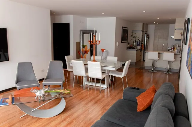 Vendo de Oportunidad Hermoso Departamento De. 2d Quito Tenis — imagen 2