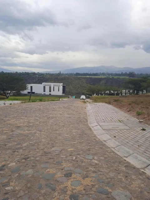 Lindo Terreno de 900 m² en Conjunto Cerrado. Provincia de Pichincha — imagen 5