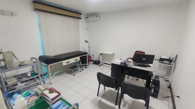 Venta Departamento - Planta Baja - Remodelado, con Suite, Garaje - Urdesa Norte, Guayas — imagen 2