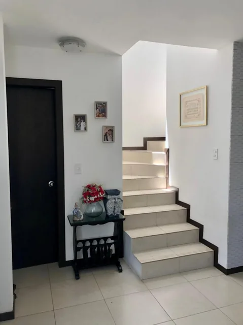 Hermosa Casa - Conjunto Privado - La Armenia - Valle de Los Chillos — imagen 3