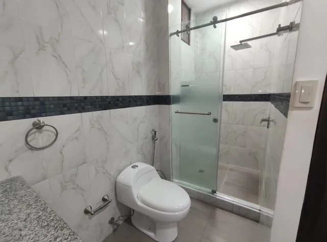 Venta Departamento Planta Baja - 3 Dorm, Garaje Eléctrico - La Garzota (Wt), Guayas — imagen 5