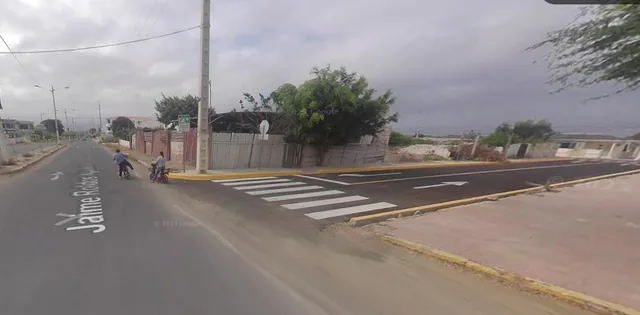 Se Vende Terreno Esquinero de 250 m² en Salinas, Cerca a La Garita de La Fae — imagen 5