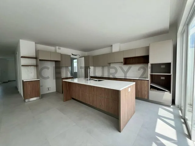 Venta Casa de Estreno en Urb. Aires Norte, Samborondón, Guayas — imagen 2