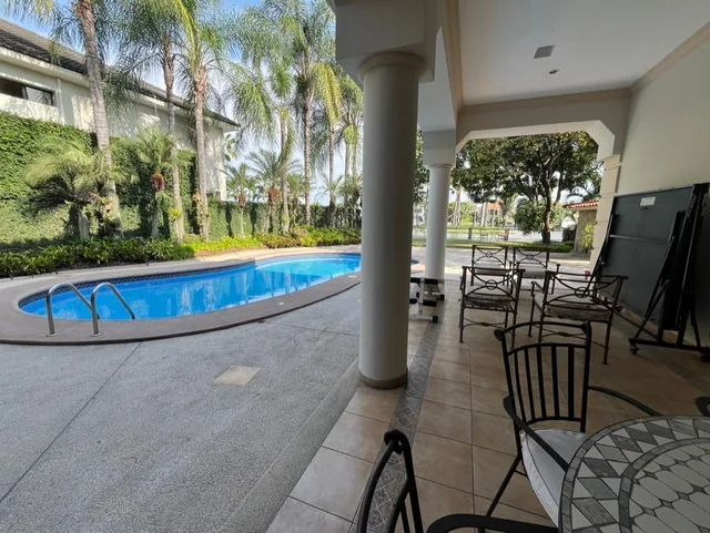 Casa en Urb. Laguna Dorada - Vía Samborondon Km 1.5, Guayas — imagen 3